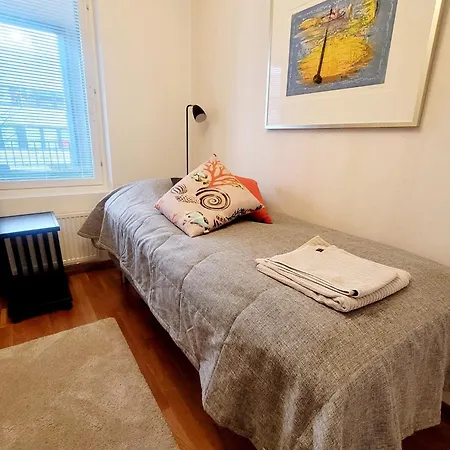 Apartment High-quality 3-room In The Center Of